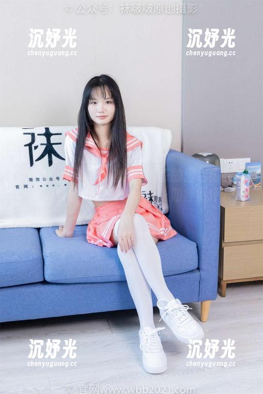 BoBoSocks袜啵啵 - 果冻的图包再次升级：白丝大腿袜配合画风，期待循环分享！