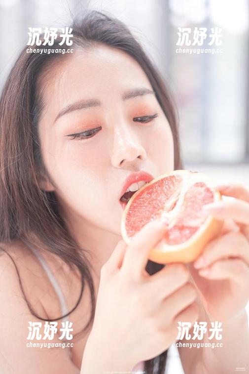 Dami(퀸다미)打卡：美图分享，袜子是多么神奇的存在！