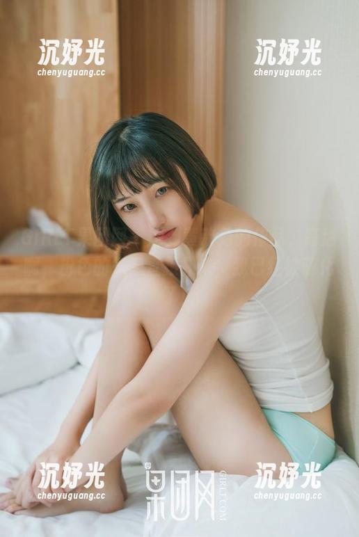 GIRLT果团网 - 刷到黄歆苑的作品，高清啊，粉色的气息直接扑来，我已经被萌化了！