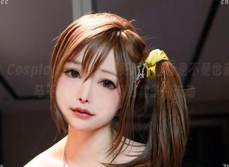 Kitkat Cosplay的白裙套图更新,里面是不是也藏了个白马王子啊?我只看到裙子的流动