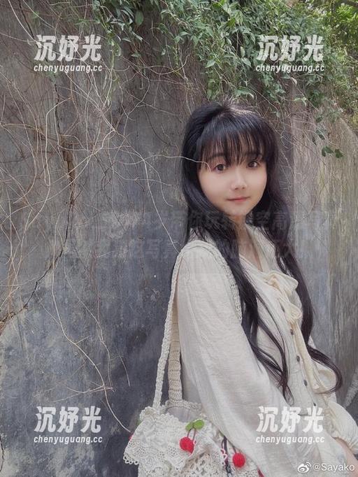 Sayako＿今年4岁带你玩转镂空高清写真，虽然我猜这写真比我的脑洞还大！