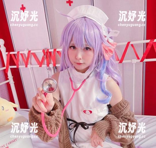SayoMomo 太会挑了,SayoMomo的最新女友资源,眼里的星星开始闪烁