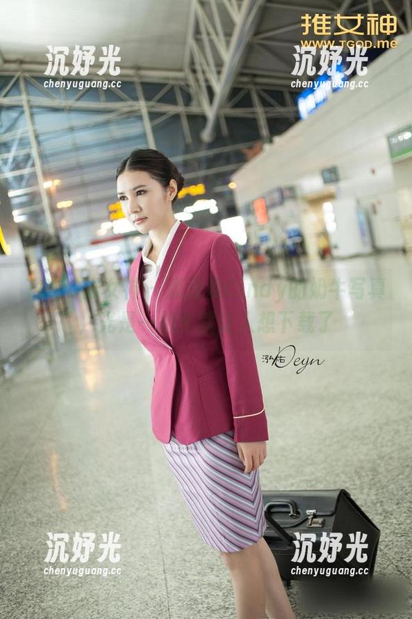 TGOD推女神-颜浅浅Cindy TGOD推女神 - 颜浅浅Cindy的奶牛写真,光是一抬头就让人想下载了