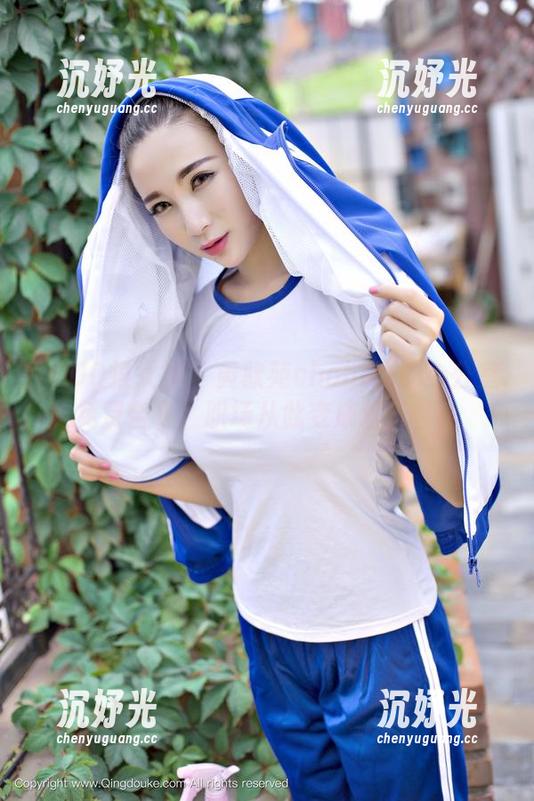 TGOD推女神 - 黄歆苑chobits的办公室免费合集，职场从此变成欢乐谷！