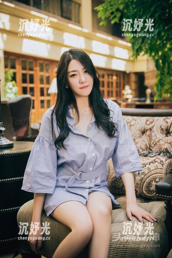 TouTiao头条女神 - 校服作品集：张梦艺你是要让大家都想重返校园里？