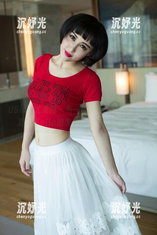 UGirls尤果网 - 有一种冲动，想再看一遍夏倪可ella的肉丝私拍，信不信由你