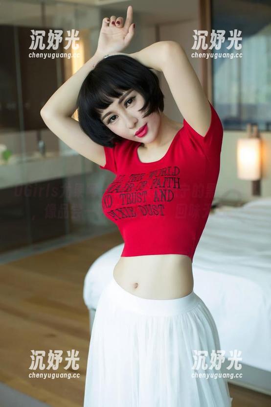 UGirls尤果网 - 请查收李思宁的黑白精选，像品尝一杯无糖咖啡，回味无穷。
