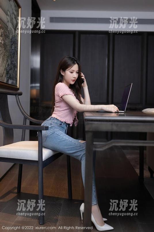 Xiuren秀人网 - LindaLinda写真–清新的美好，一点也不做作。