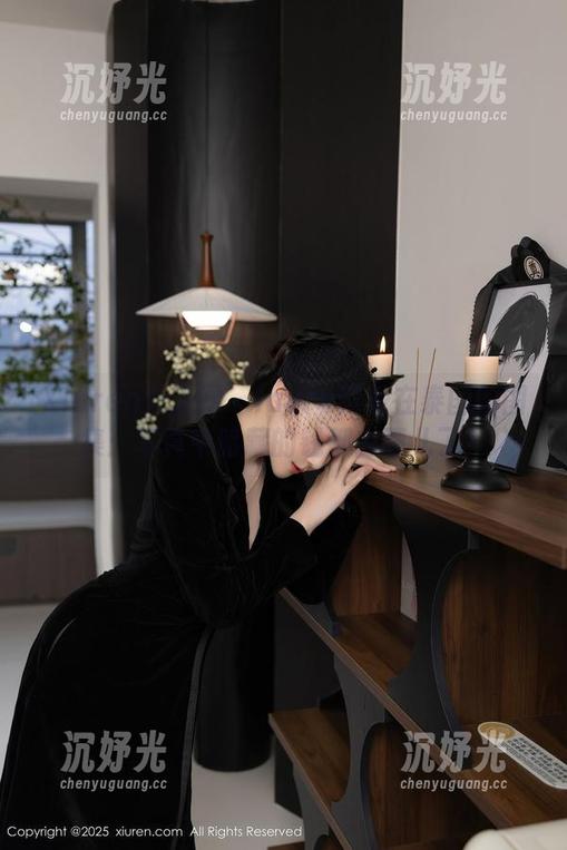 Xiuren秀人网 - laura阿姣在泰国的图集：写真中暗藏的钱都去哪儿了？