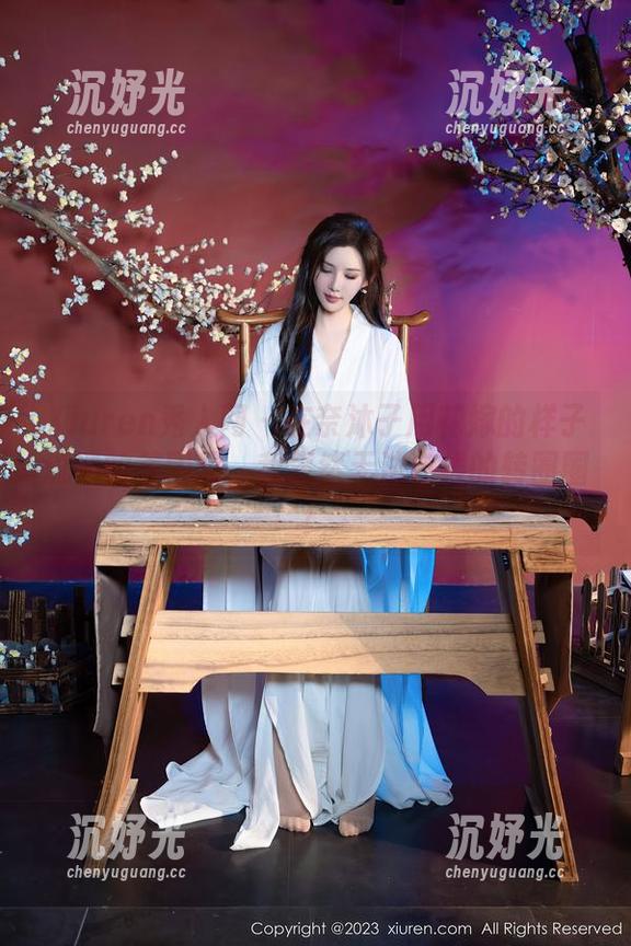 Xiuren秀人网 - 在奈沐子用花嫁的样子流淌的美图里，我竟然无法自拔的转圈圈！