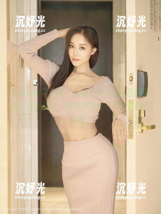 Xiuren秀人网 - 小橘子orange校服写真，画风清新，结果却有些不怀好意的作品呢。