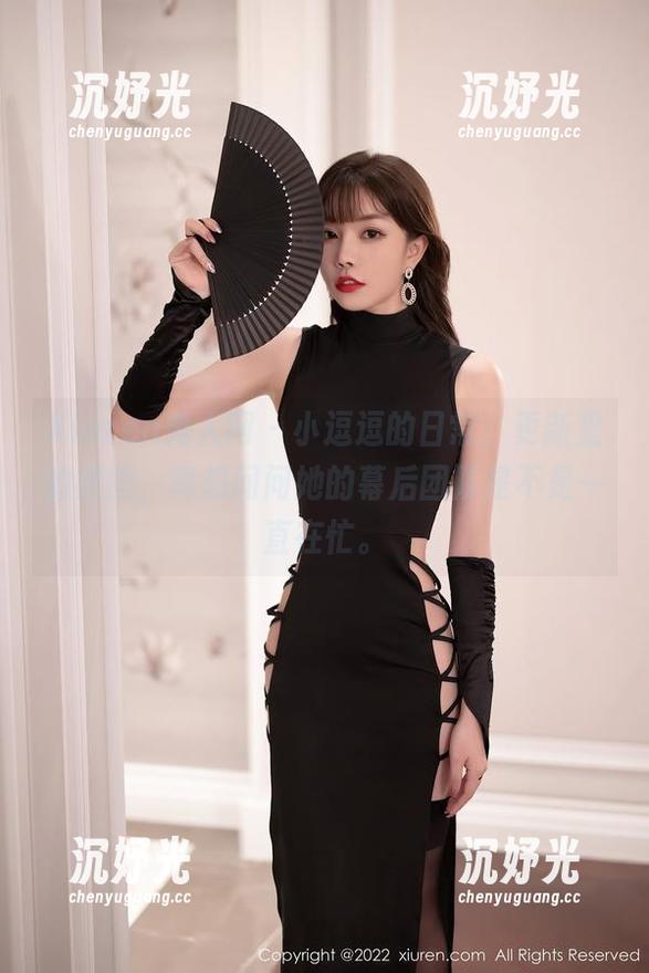 Xiuren秀人网 - 小逗逗的日常，更新里的美图，真想问问她的幕后团队是不是一直在忙。