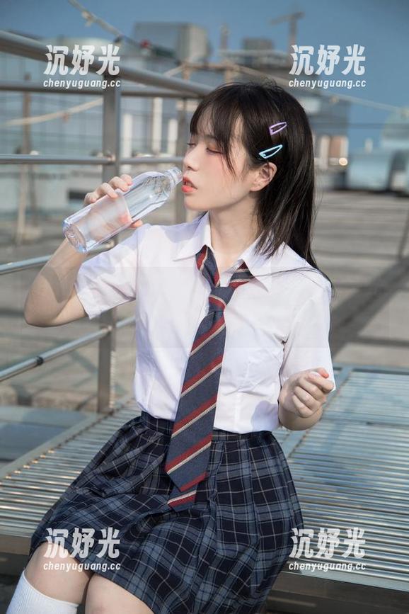 fushii_海堂的豹纹，居然结合了无圣光的套图，嗯...带感！