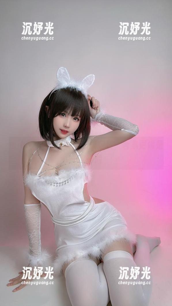 miko酱ww私房里的职业装，合集更像是一次探险