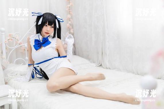 坏露露香宝的秘密基地：玻璃房少女错位的cos合集！