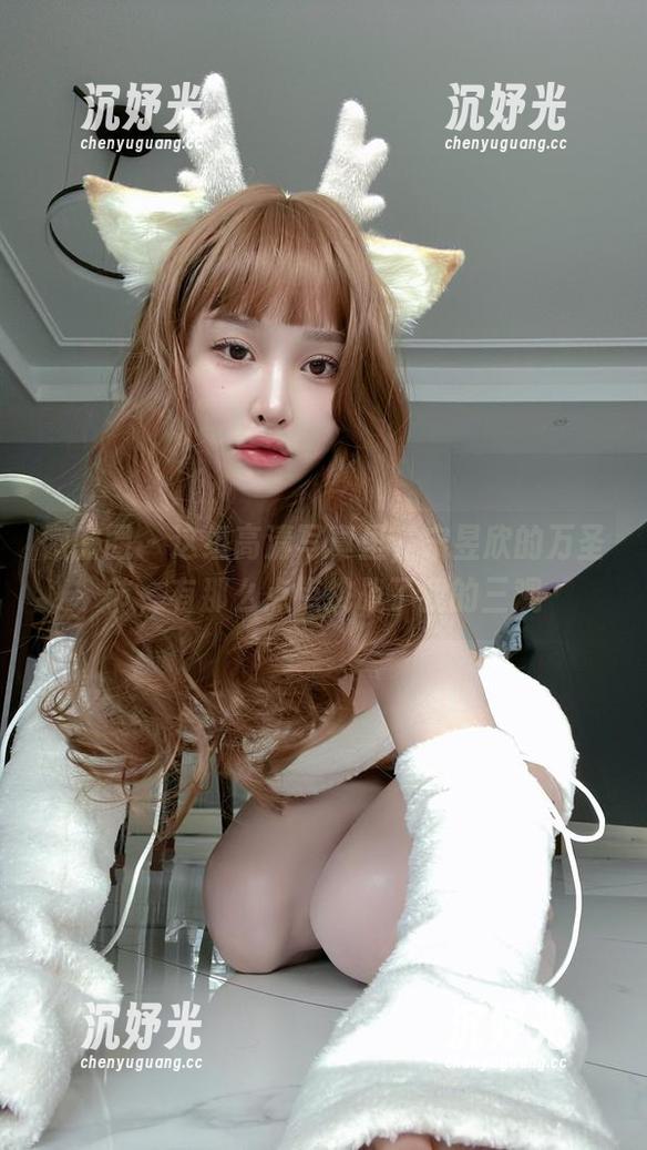 微密圈 - 这组高清写真里，宋昱欣的万圣节，有那么点点挑战了我的三观