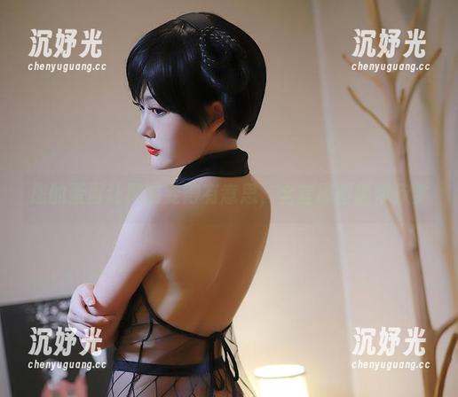 您的蛋蛋让尾随变得有意思，全套原图随你欣赏