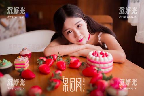果团网 - 王语纯的比基尼图集来在线了，有种无尽遐想的冲动。
