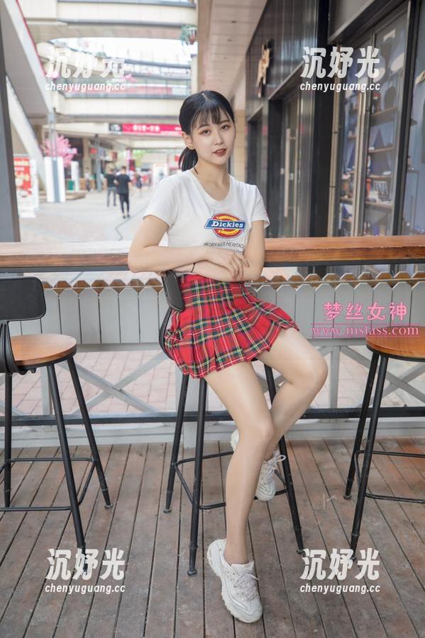 梦丝女神 - 更新中的晓晓运动合集，我的眼睛快受不了啦！
