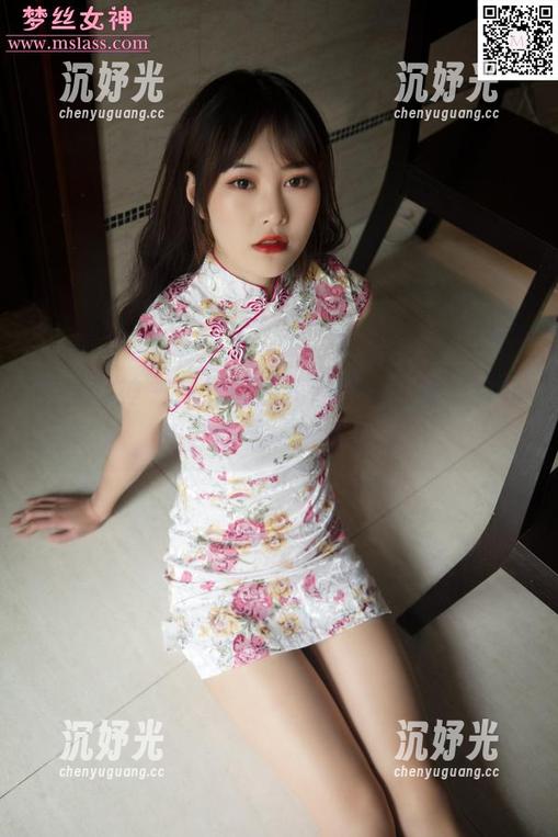 梦丝女神 - 从黑丝到花月舞，图库里有你想要的每一缕绰约。