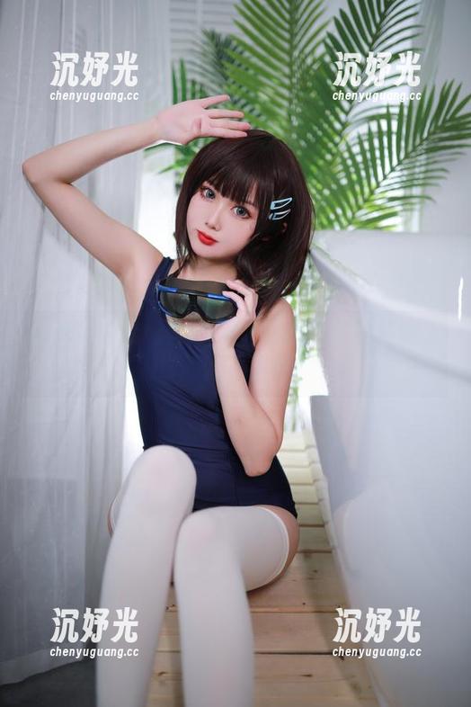 从炸蛋Boom看定制OL：图片里的秘制工作招数不成文！
