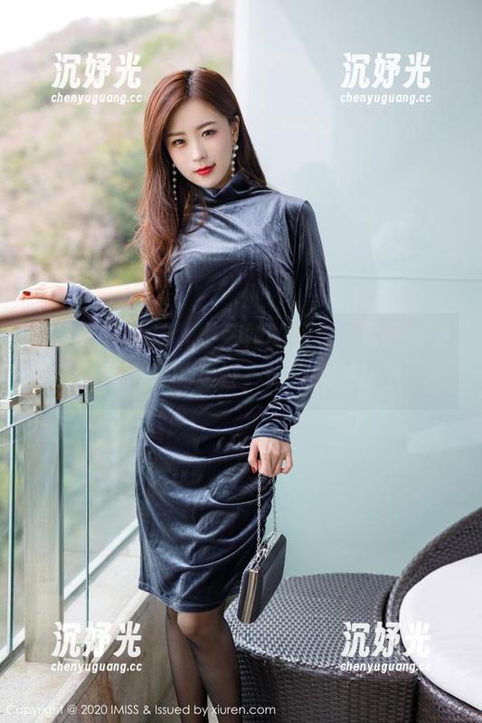 爱蜜社 - 冰冰儿继续她的旅行，写真集更新！新发现的美好，她都藏得很好。