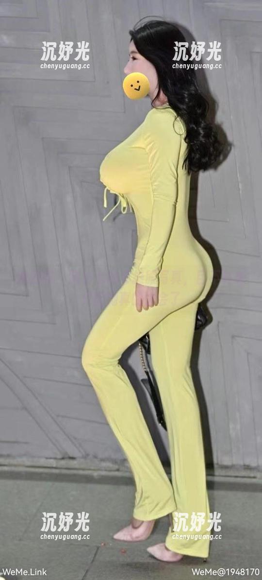 微密圈 - 猪小七的体操服写真，目不转睛只因她真的太会了