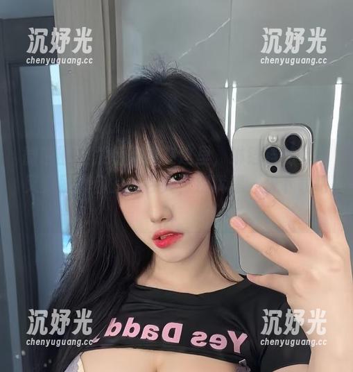 微密圈 - 紫色韵味在这里，琳铛铛的套图又要刷爆你的保存夹，别犹豫，快下载吧！
