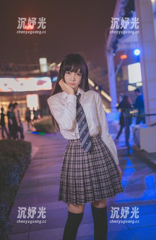 疯猫ss 疯猫ss在线,腿部特写图——能不能再迷人一点?