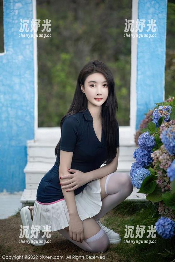 秀人网 - 九千柒柒的双马尾：美图秀出那种轻松又俏皮的气息