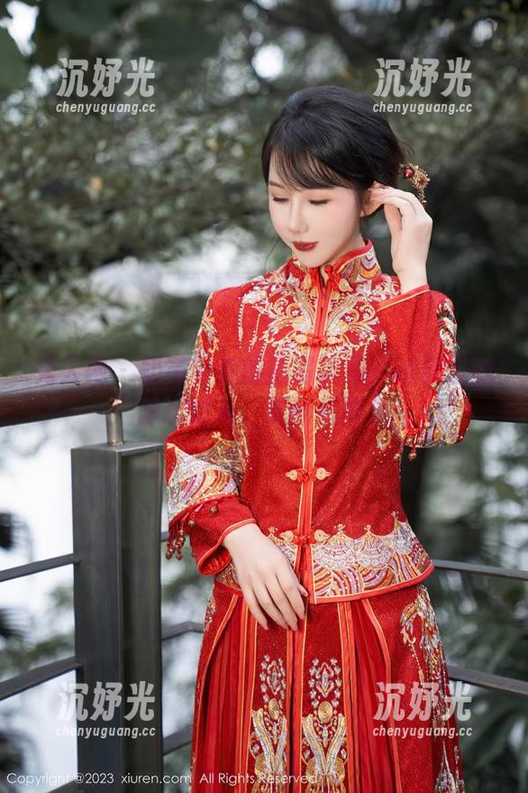 秀人网 - 奶芙乔乔的新写真集：浴缸里的静谧时光，更新提醒！