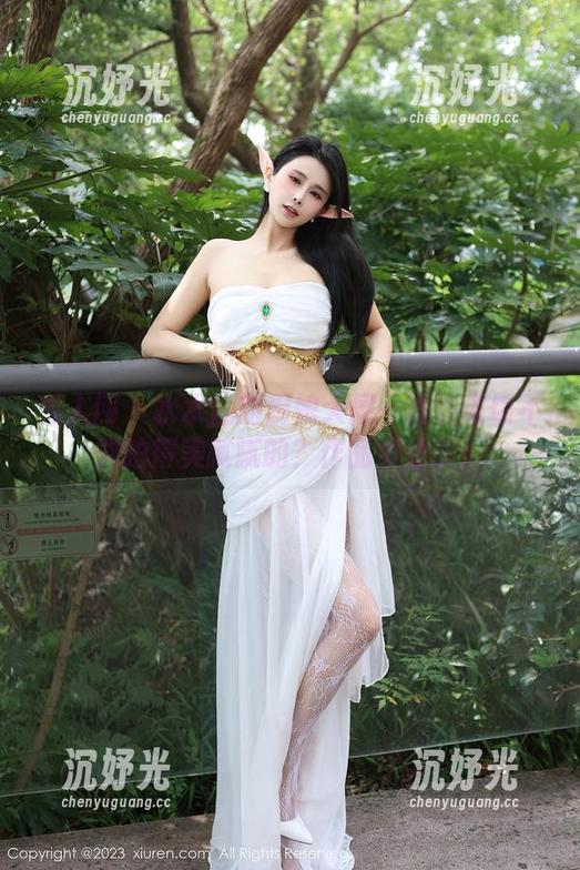 秀人网 - 水水姐的厨娘大展—谁说做饭不能拍得美腻腻的？作品集分享！