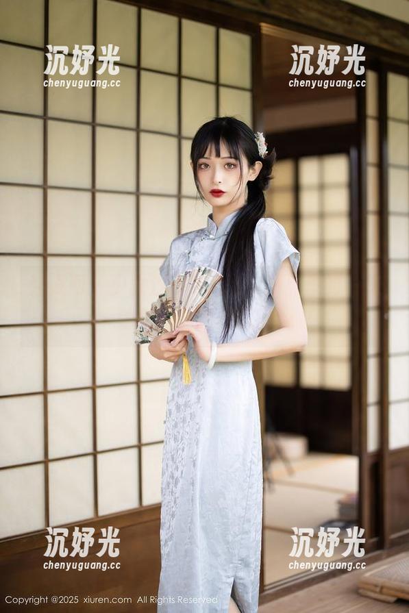 秀人网 - 少女汐汐baby，网盘里的一抹清新，下载准没错！
