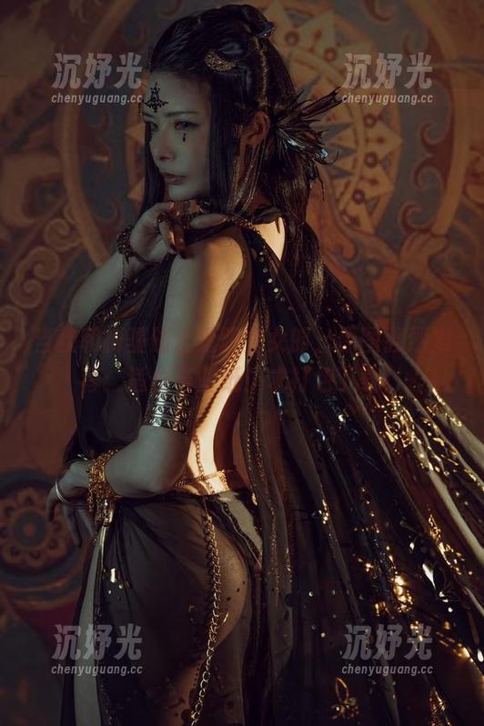 当秋和柯基碰上透明兔女郎，原图强烈推荐：适合当壁纸！求打包下载！