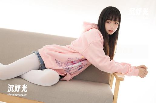 紧急企划 - 小恩美足：把日常穿搭一脚踢到图画里