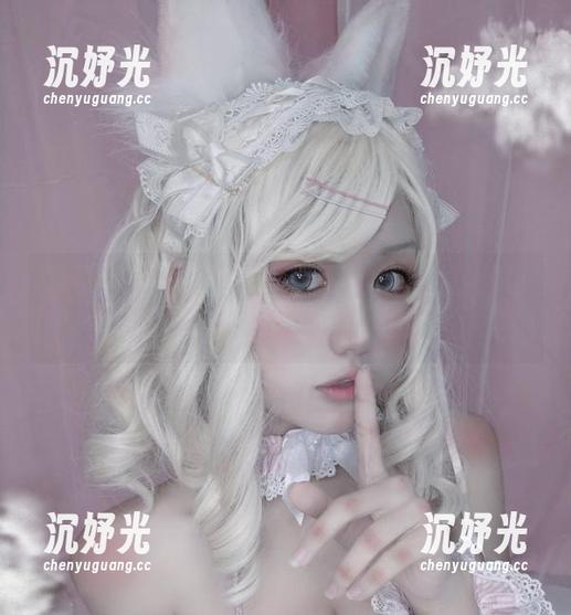 来看芊川一笑MNK的恶魔姐姐全新图包，这次我可不保证控制住自己！