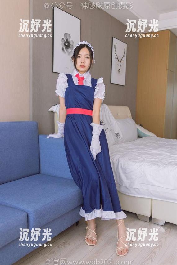 袜啵啵 - 每次看小淳咖啡丝写真更新，我都在想，脚尖加固为什么不早点普及呢？