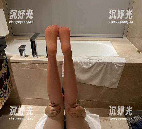 微密圈 - 哎呀，免费资源的女王竟然是迷人的五姨太，真有意思！
