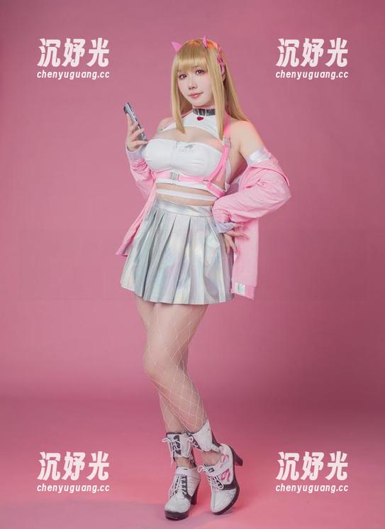 图集里的麻花麻花酱：定制礼服与我不可言说的默契